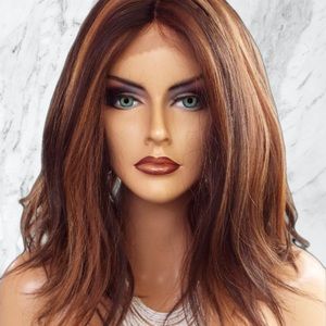 BEACHY WAVY CUT  HEAT SAFE COLOR P4.27.30
Cap Size= Average